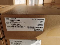 HPE Aruba Networking AP-515 (RW) Двойной радио 4x4/2x2 802.11ax Внутренние антенны Единый кампус AP