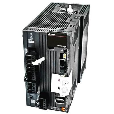 Mitsubishi MR-J4-350A, 3,5 кВт, сервопривод переменного тока, серия MELSERVO-J4, 200–240 В