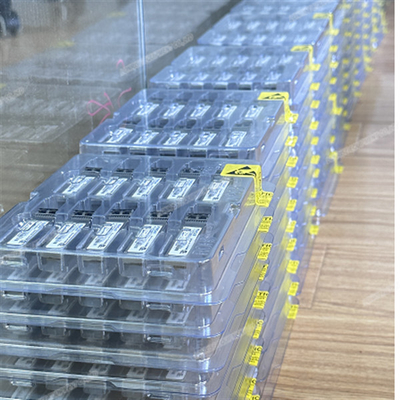 Finisar FTLF8536P4BCL 25.78Gb/s коротковолневой SFP+ 850nm оптический приемопередатчик