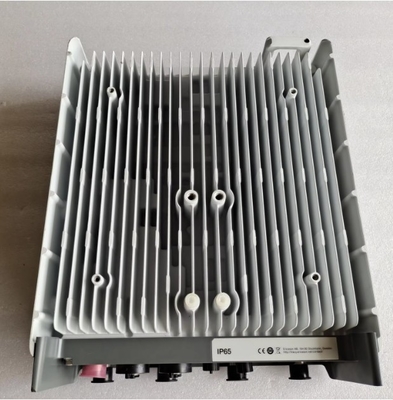 4418 B40TEricsson RRU 4418 B40T Внутренние размеры 420mm*335mm*125mm Конструкция