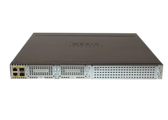 ISR4431-K9 поддерживает 3 сетевых интерфейсных модуля.