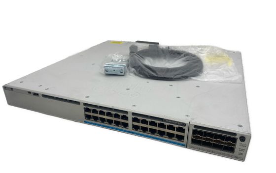C9300-24UX-A Catalyst 9300 24-портовый 10G/mGig Copper с модульным восходящим каналом UPOE Network Advantage