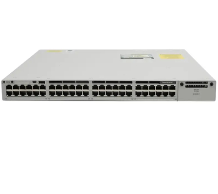C9300-48P-E Catalyst 9300 48-портовый 1G медь с модульными восходящими каналами PoE+ Network Essentials